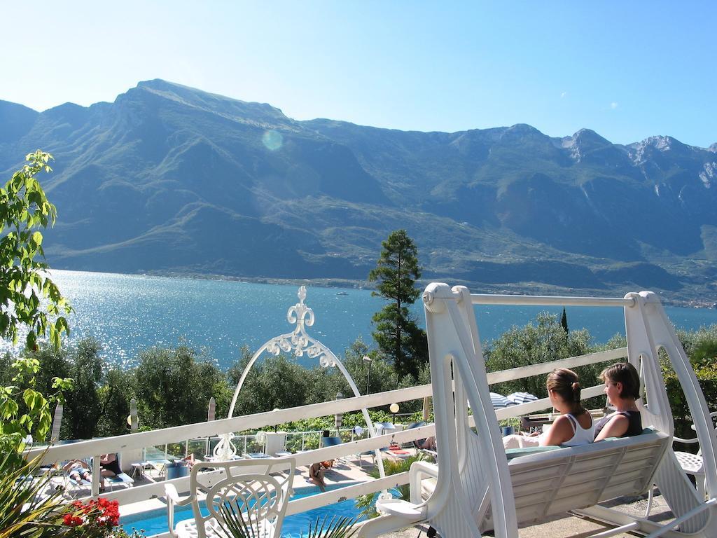 Hotel Riviera Panoramic Green Resort Limone sul Garda Bagian luar foto