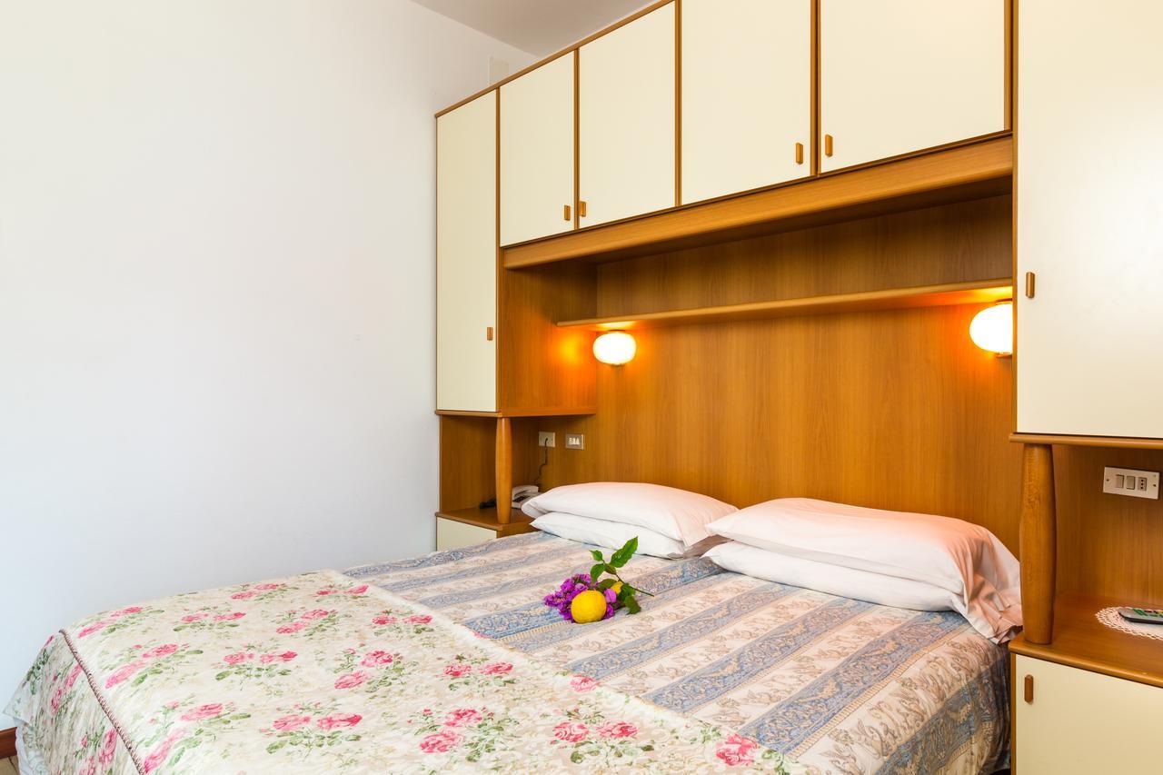 Hotel Riviera Panoramic Green Resort Limone sul Garda Bagian luar foto