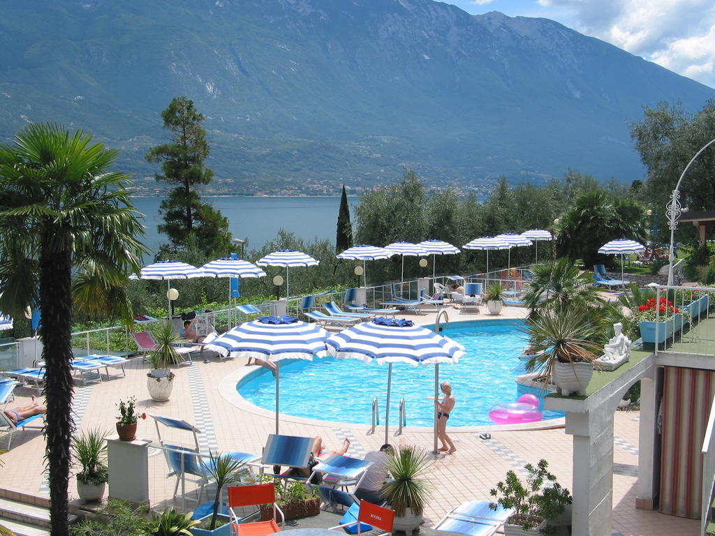 Hotel Riviera Panoramic Green Resort Limone sul Garda Bagian luar foto