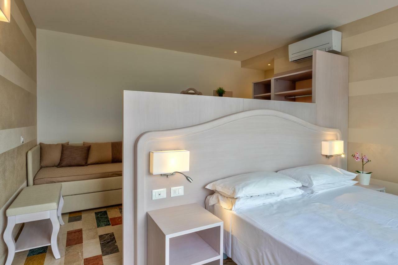 Hotel Riviera Panoramic Green Resort Limone sul Garda Bagian luar foto