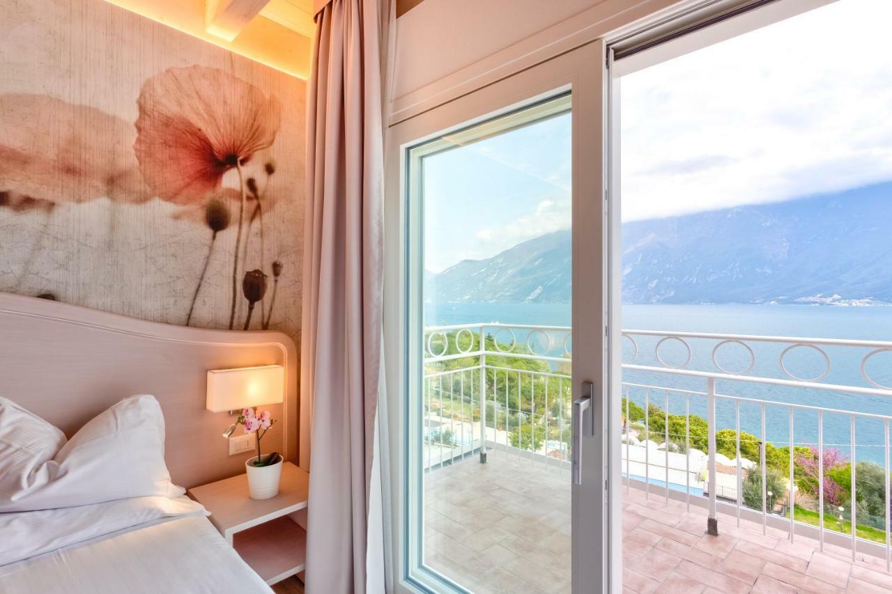 Hotel Riviera Panoramic Green Resort Limone sul Garda Bagian luar foto