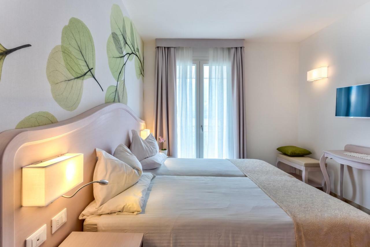 Hotel Riviera Panoramic Green Resort Limone sul Garda Bagian luar foto